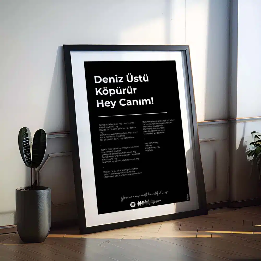 Sevgililer gününe özel kişiselleştirilebilir poster tasarımı